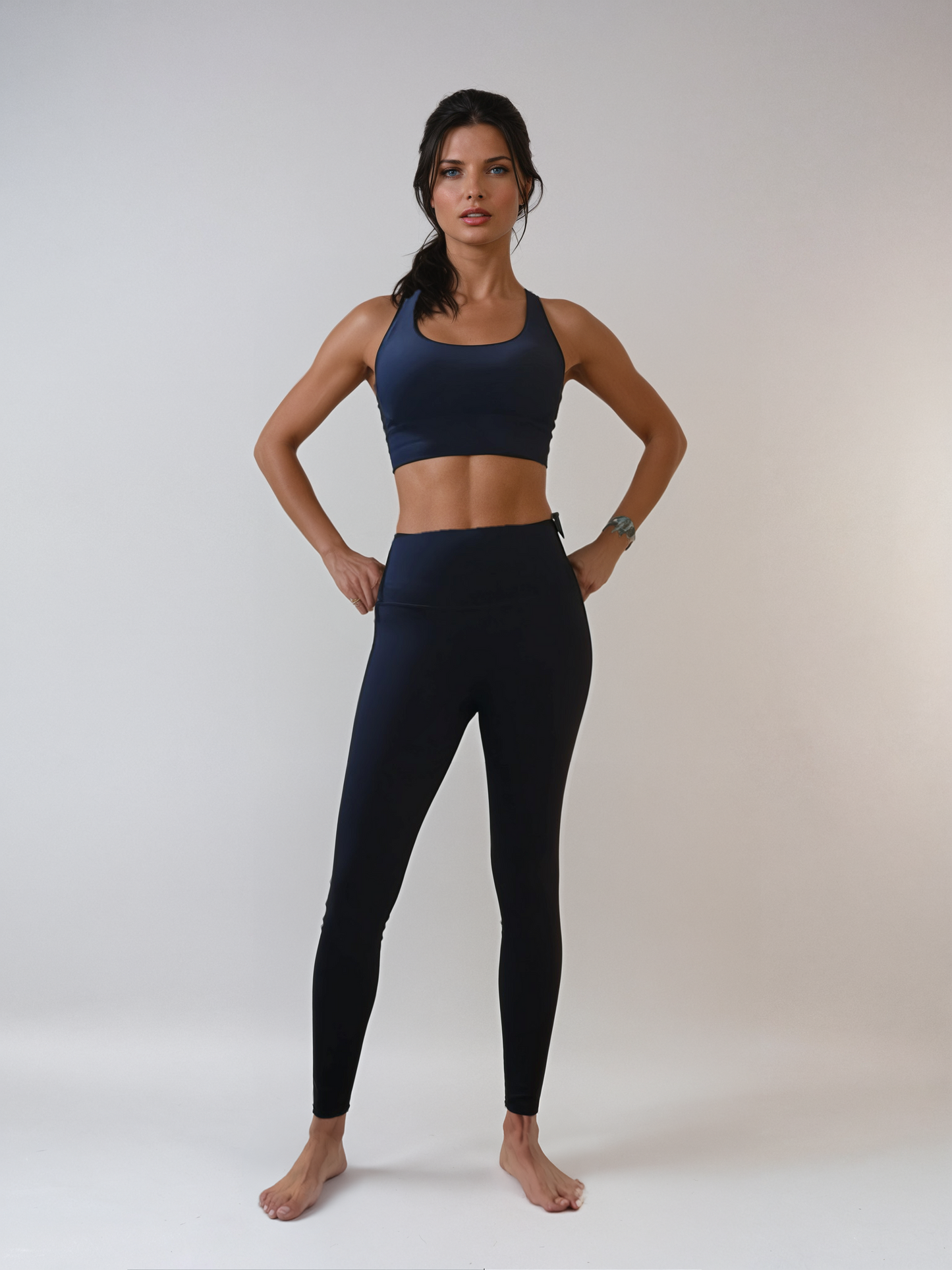 Women's Sleek Leggings (Classic Black)